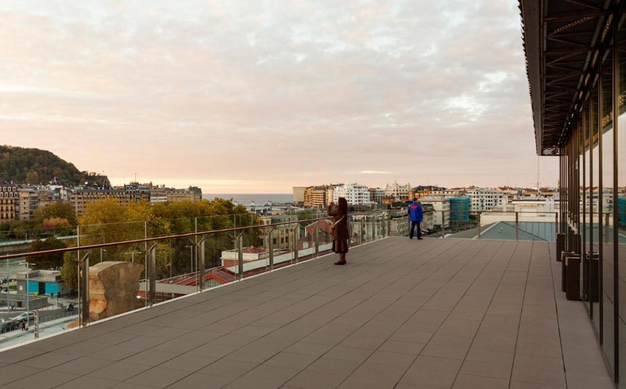 Big 4 Rooms In A Centric Home Parking Included San Sebastián Eksteriør bilde